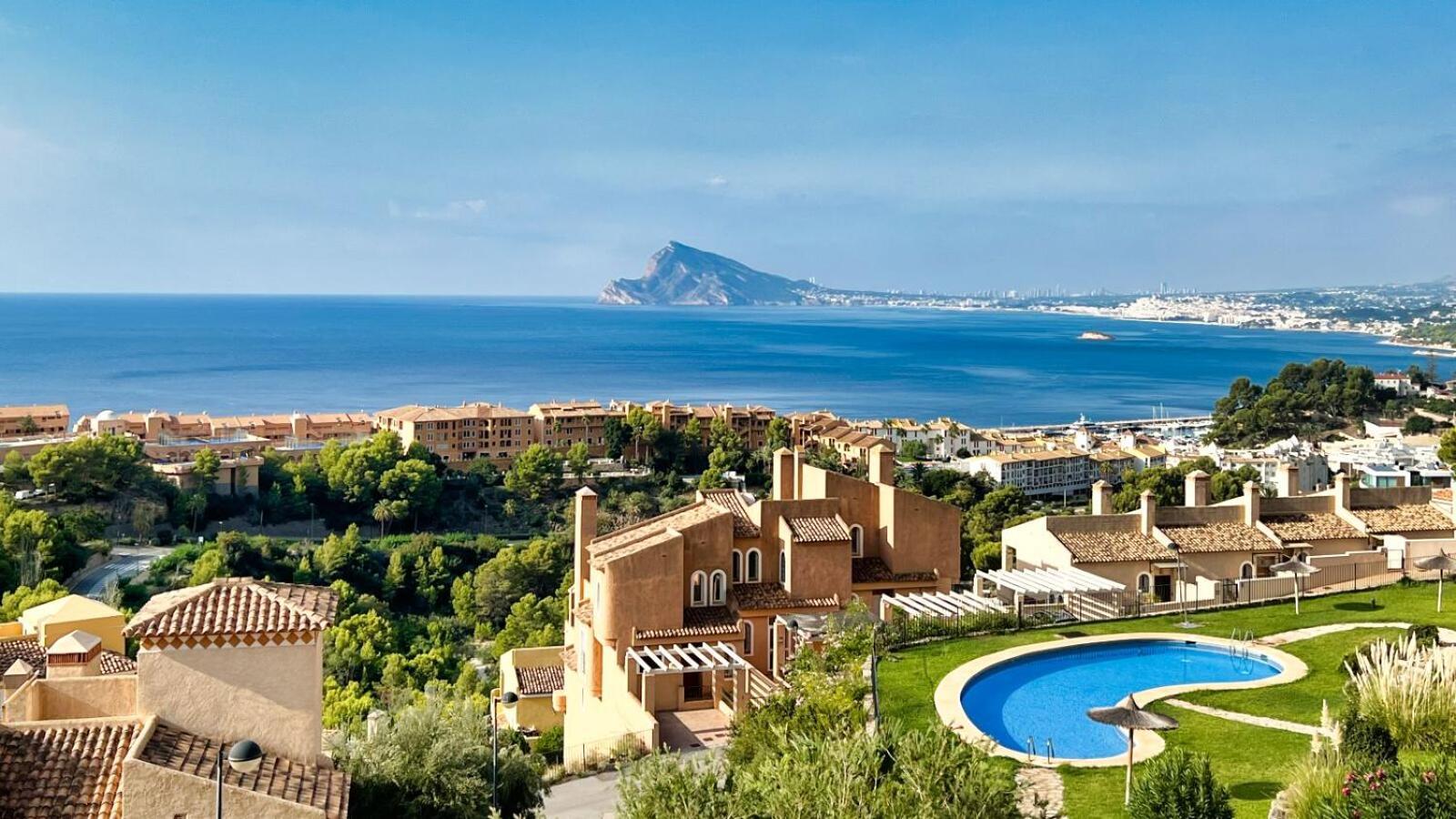Charming Townhouse With Sea Views & Pool In Altea Villa Calp Exterior foto